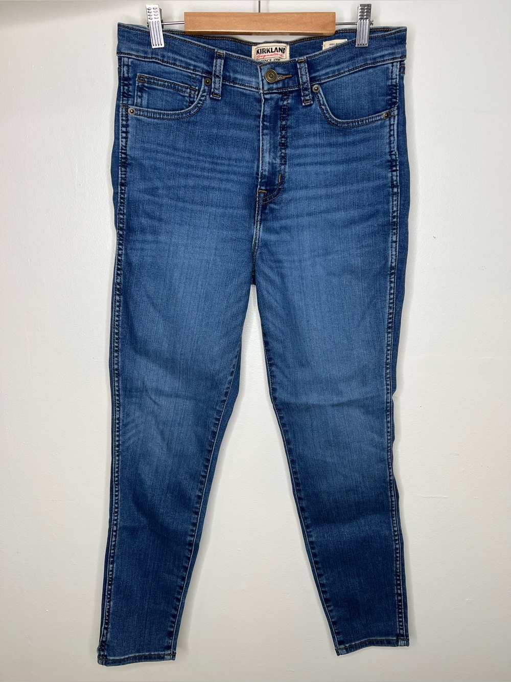 Brand new-KIRKLAND Signature High-Rise Skinny Jeans